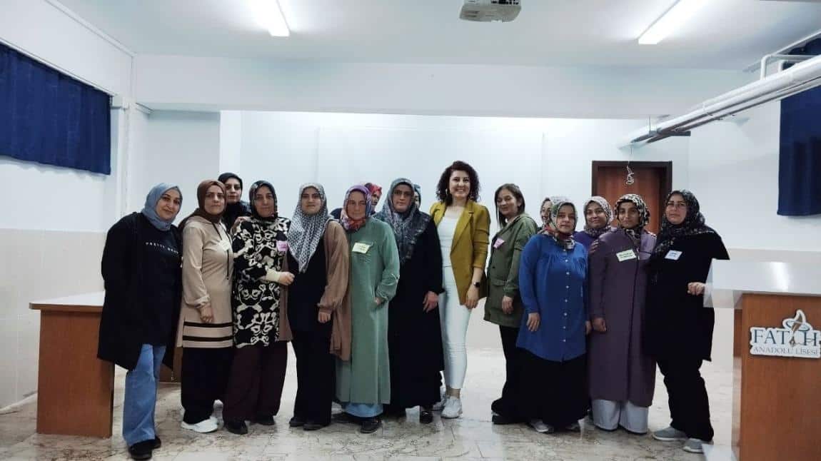 Niğde İl Milli Eğitim Müdürlüğü Veli Akademisi Projesi
