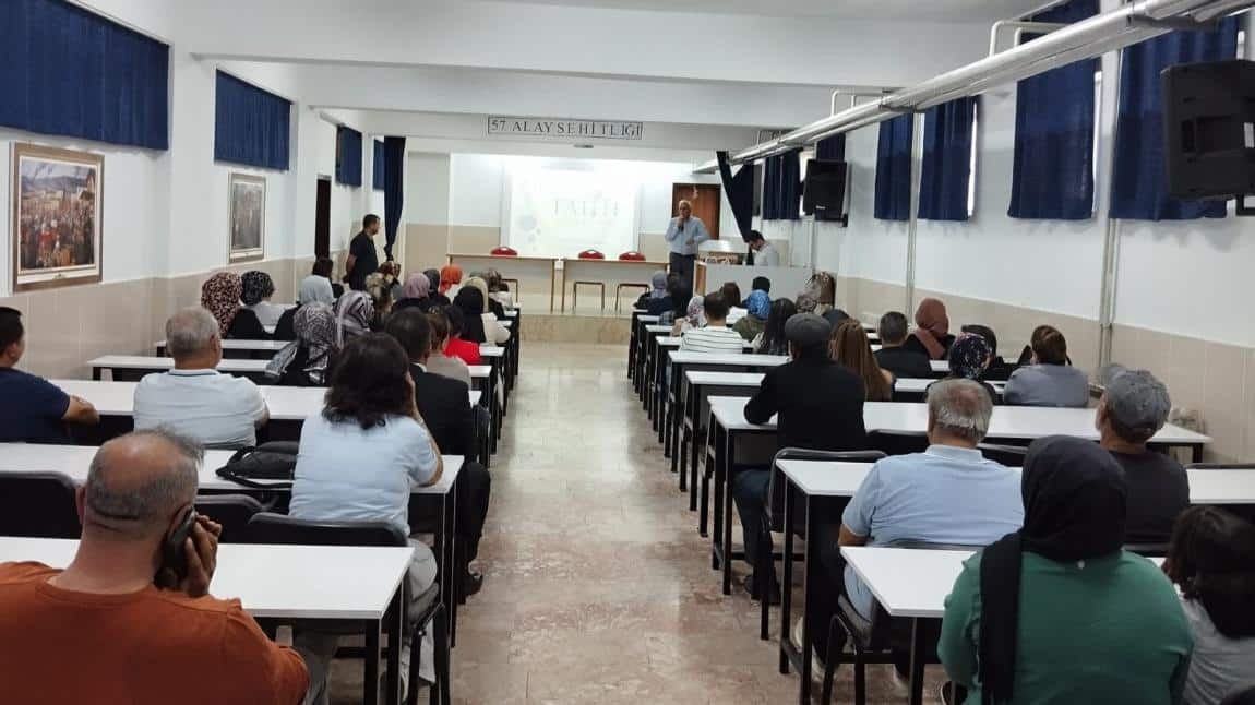 Tanışma ve Okul Tanıtım Toplantısı